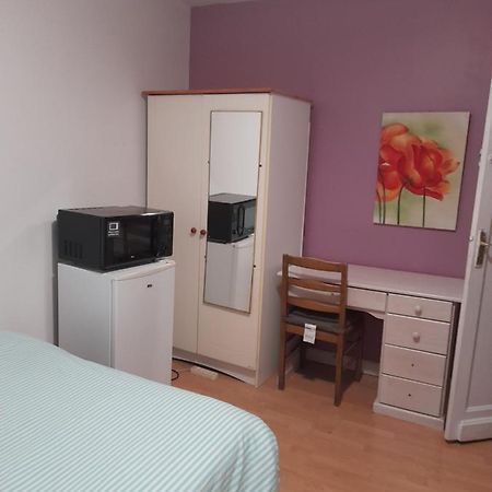 Chambre Privee Dans Une Maison Individuelle Ronchin Exteriér fotografie